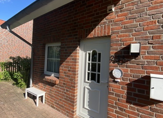 Am Deich, Zum Hallenbad 23b