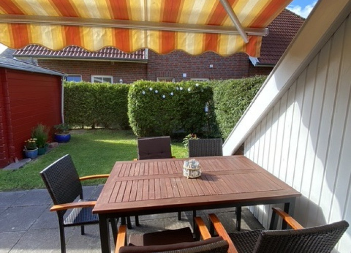 Am Deich, Zum Hallenbad 23b