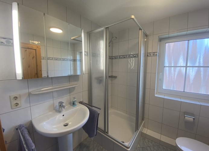 Am Deich, Zum Hallenbad 23b