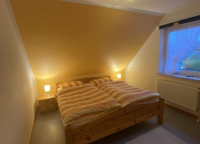 Am Deich, Zum Hallenbad 23b