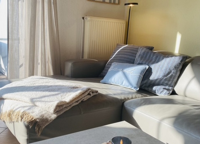 Am Deich, Zum Hallenbad 23b